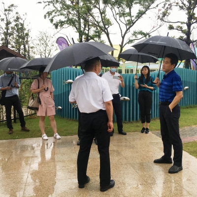 西安市大西安（咸陽）文化體育功能區(qū)開發(fā)建設管理委員會考察組到訪遠望谷迷你高球國際球場